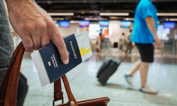 Airlines warn of three-hour airport queues, call to revise EU border system