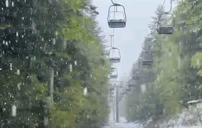 Late-season snow returns to Tuscany’s mountains
