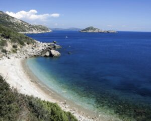 Acqua Dolce beach via Monteargentario.info
