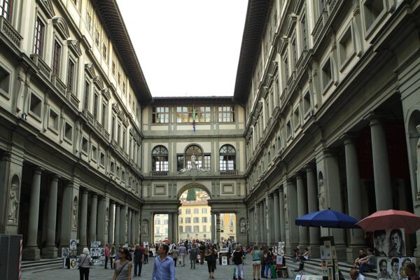 Uffizi Limits Visitor Access as Air Conditioning Struggles During Florence Heatwave