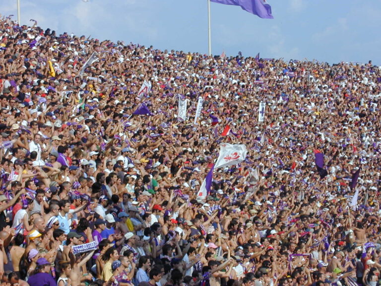 A Century of Fiorentina: 100 Years of Football, Florence and Purple Passion