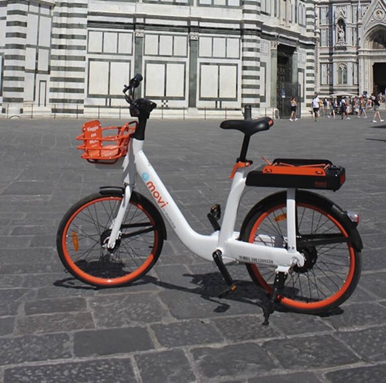 Bike sharing surges in Florence as city brings in AI parking checks